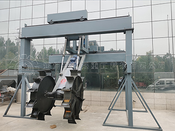 華之強(qiáng)有機(jī)肥設(shè)備廠家有機(jī)肥翻拋機(jī)
